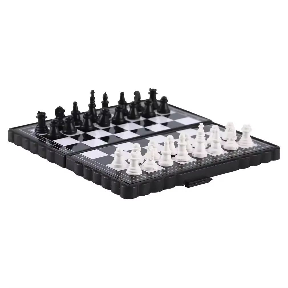 1Pc Mini Magnetic  Chess Set   - مراجعة Outdoor Games For Kids وسعره